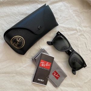 Ray-Ban Wayfarer Classic Polarized - Black/Green